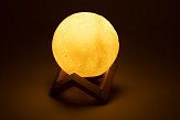 Bluetooth speaker moon shape